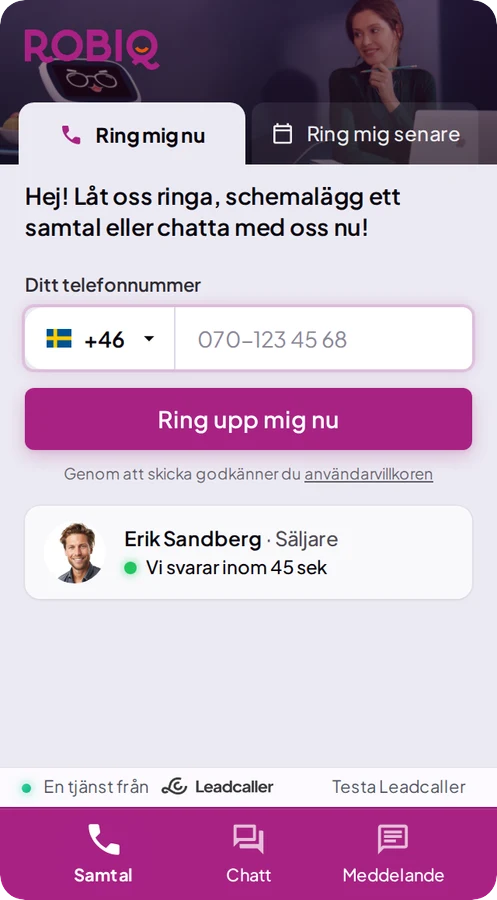 Samma vy i en kunds färger med magentafärgad knapp.